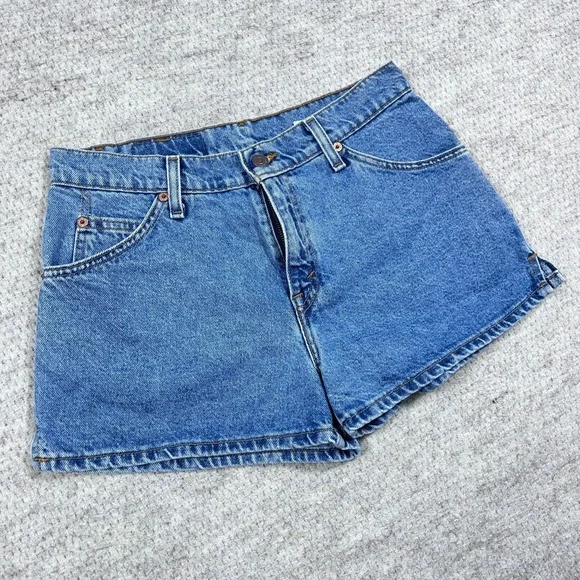 Vintage Levis Shorts Women Junior Size 9 Slim Fit 912 90s Med Wash 1997 29" W - Picture 6 of 11